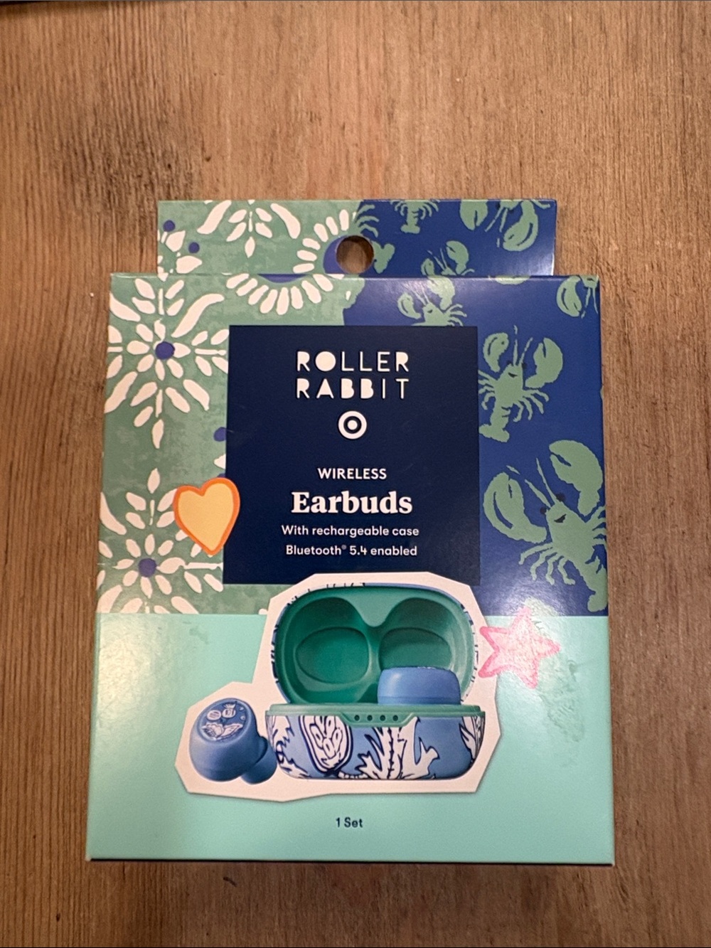 Roller Rabbit Blue and Teal Wireless Earbuds with Patterned Charging Case NWT